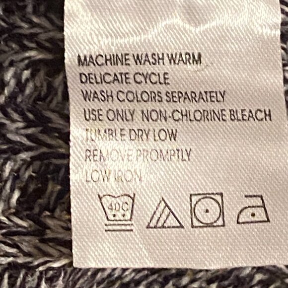 ONLY NECESSITIES Black/White Cowl Neck Sweater Cabled knit Curve Hem NWOT (M) - Picture 7 of 9